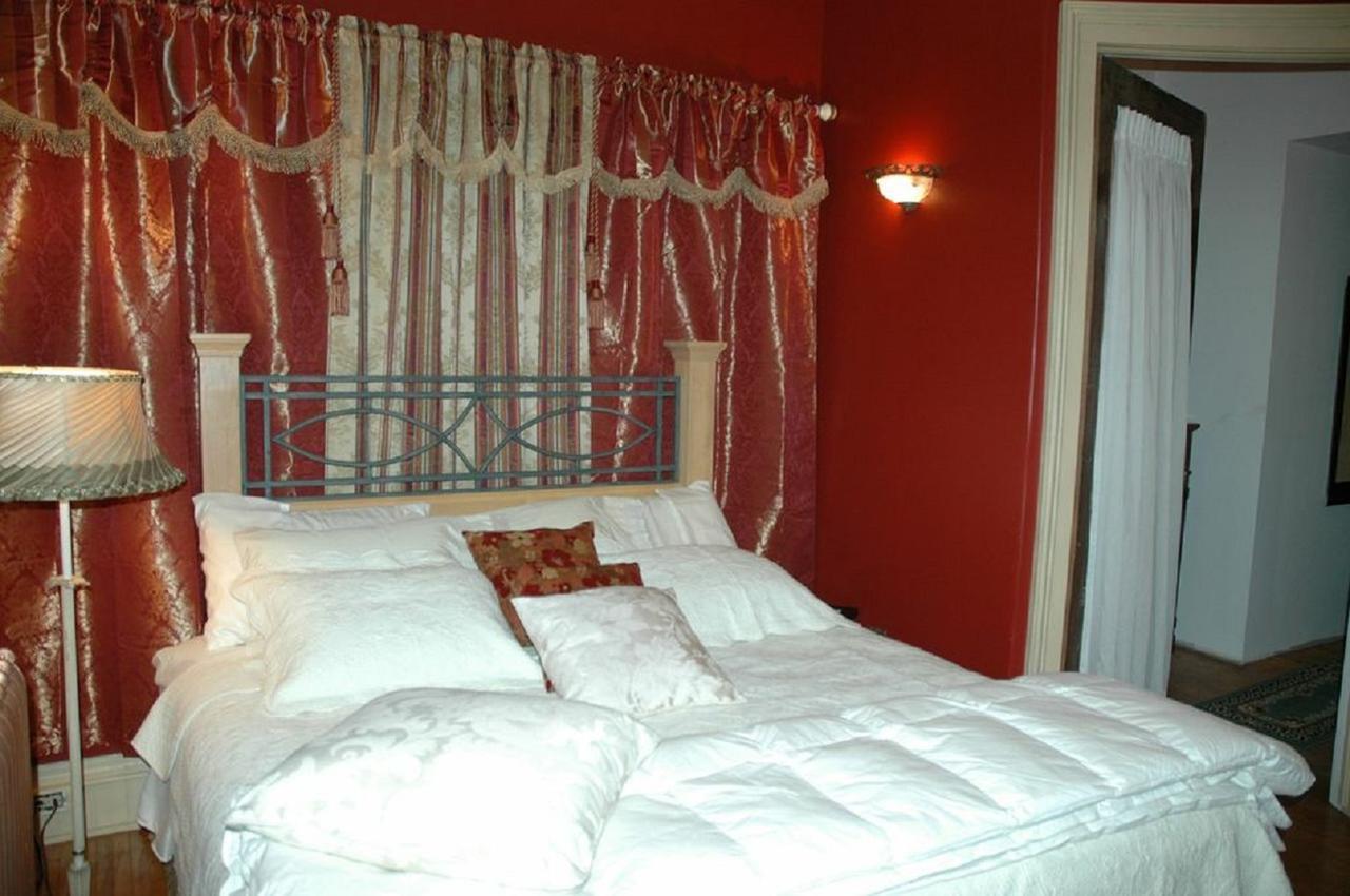 Sommerville Court Motel Bed & Breakfast Lucknow Kültér fotó